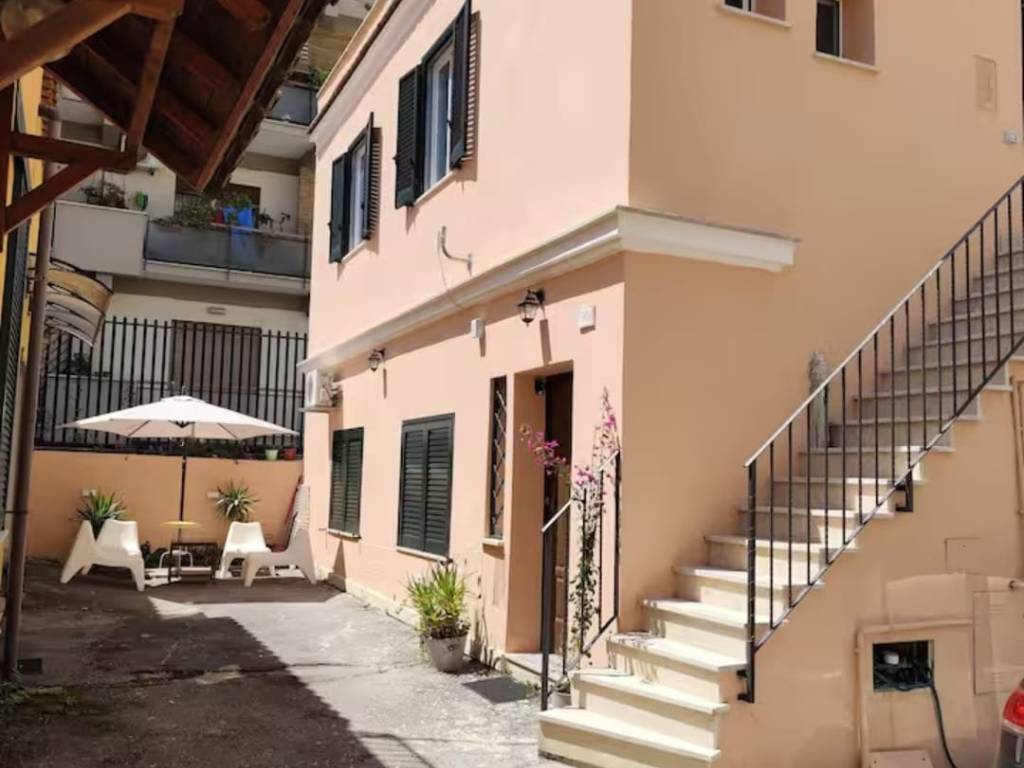 appartamento in affitto a Roma in zona Appio Latino
