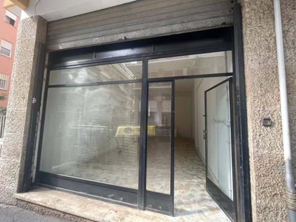 negozio in affitto a Roma