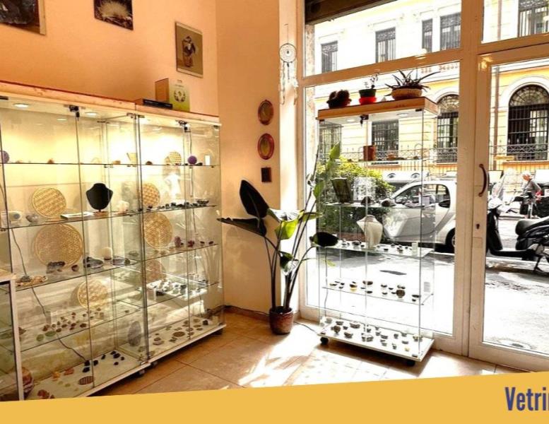 negozio in affitto a Roma in zona Appio Latino