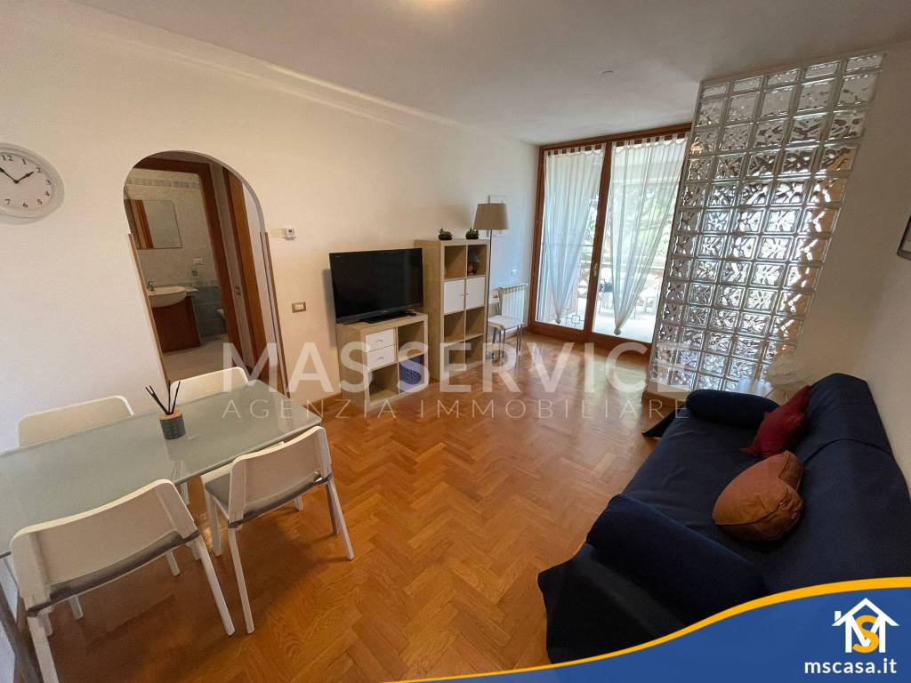 appartamento in affitto a Roma in zona EUR