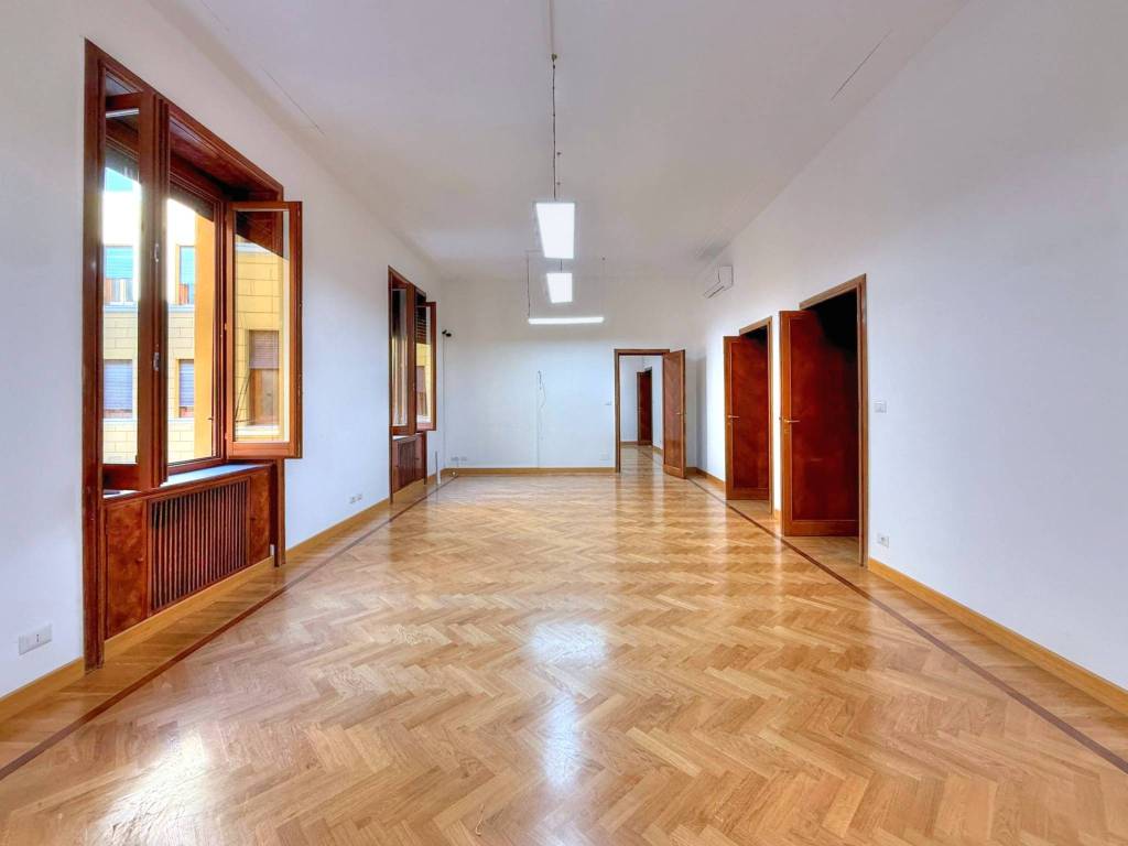 ufficio in affitto a Roma in zona Rione Borgo