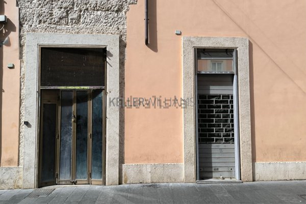 locale commerciale in affitto a Roma in zona Campo Marzio