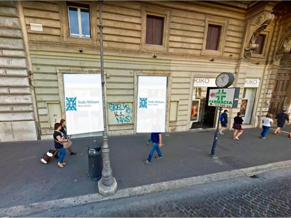 negozio in affitto a Roma in zona Rione Monti/Campitelli