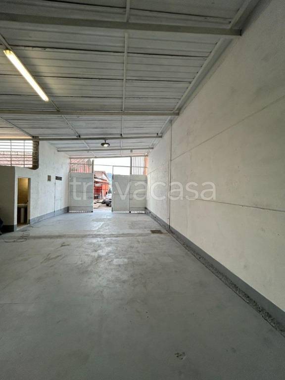 locale commerciale in affitto a Roma in zona Trigoria