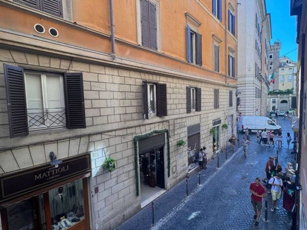 appartamento in affitto a Roma in zona Parione/Sant'Eustachio