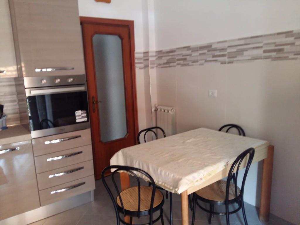 camera singola in affitto a Roma in zona Torre Angela