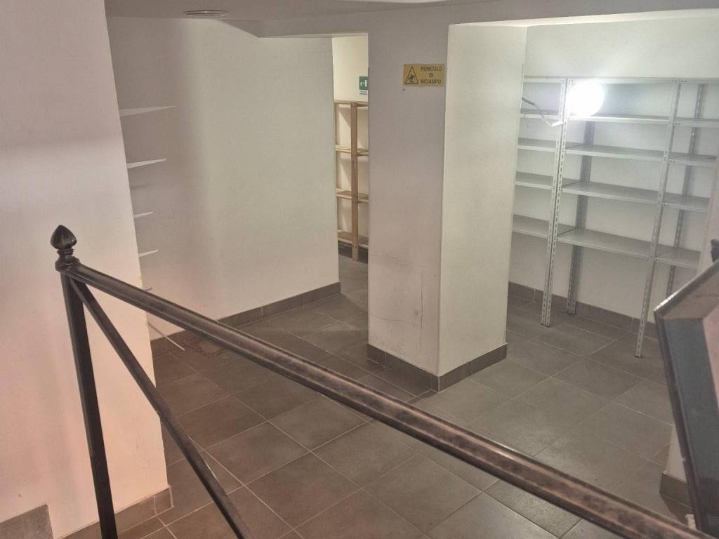 locale commerciale in affitto a Roma in zona Della Vittoria