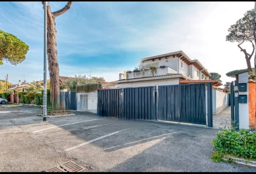 appartamento in affitto a Roma in zona Infernetto