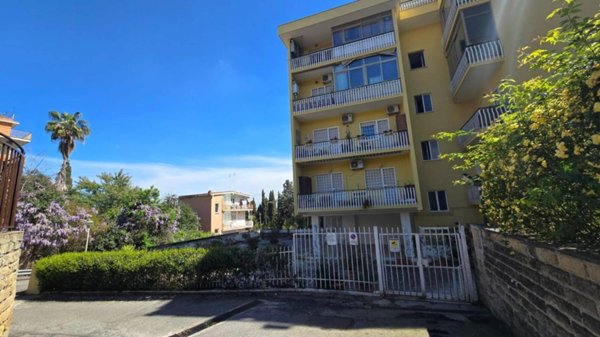 appartamento in affitto a Roma in zona Tomba di Nerone