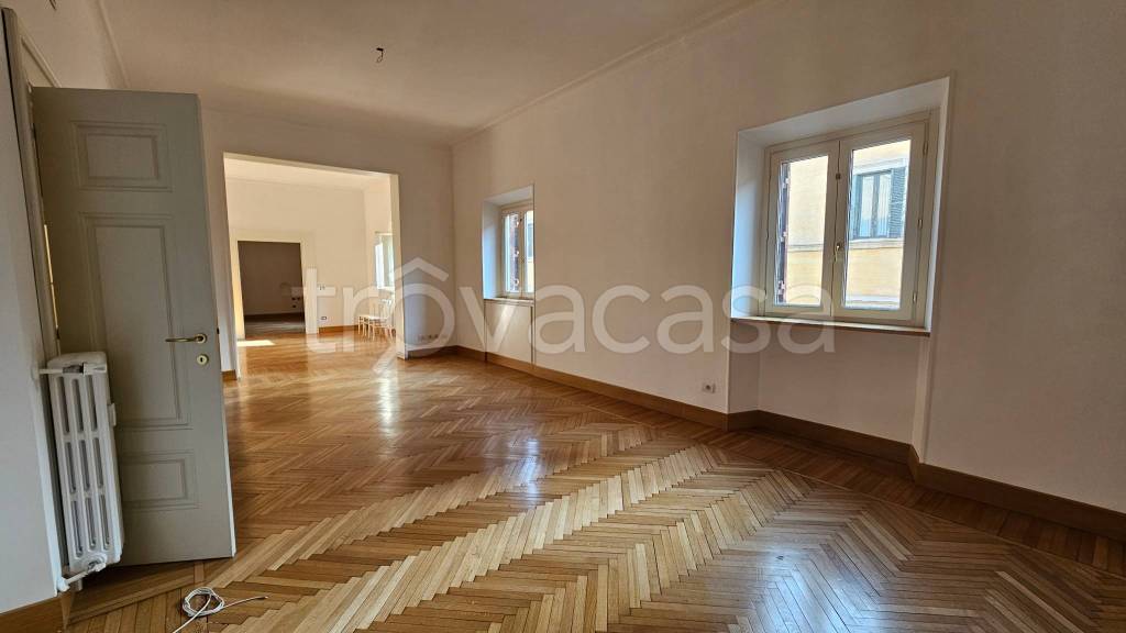 appartamento in affitto a Roma in zona Parione/Sant'Eustachio