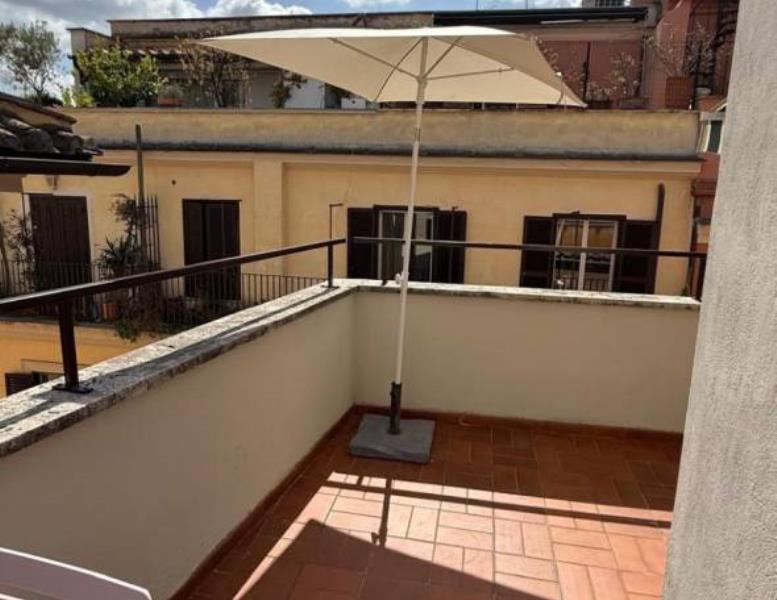 appartamento in affitto a Roma in zona Rione di Ponte