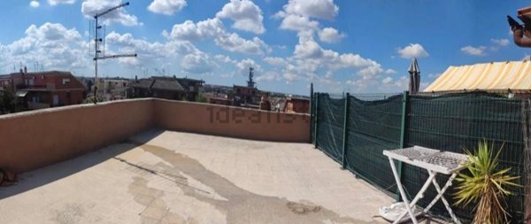 appartamento in affitto a Roma in zona Torre Angela