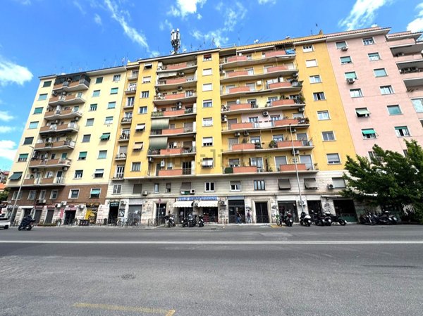 locale commerciale in affitto a Roma in zona Portuense