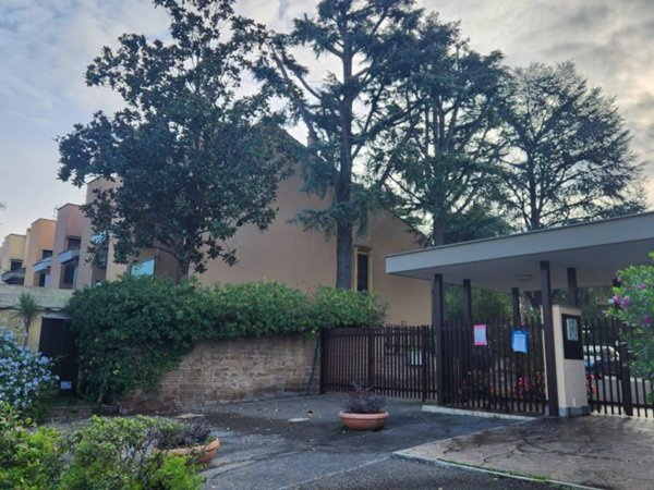 appartamento in affitto a Roma in zona Appio Claudio