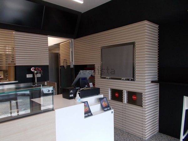 negozio in affitto a Roma in zona Axa