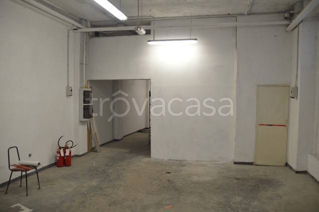 negozio in affitto a Roma