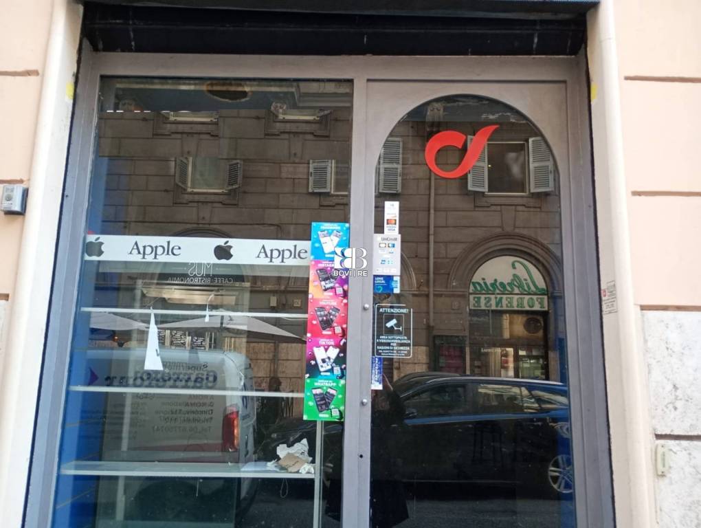negozio in affitto a Roma in zona Rione Prati