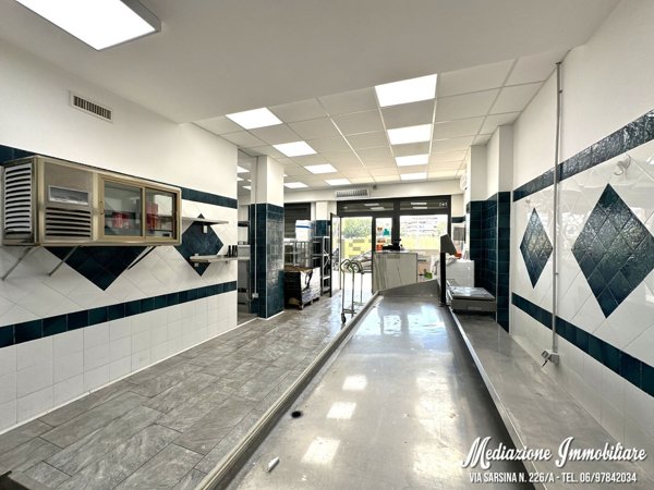 negozio in affitto a Roma in zona Vitinia