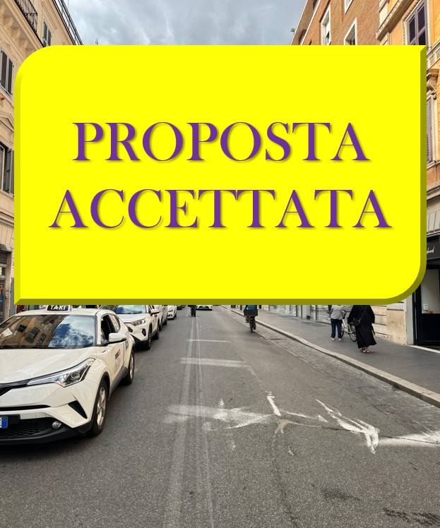 negozio in affitto a Roma in zona Trevi-Colonna