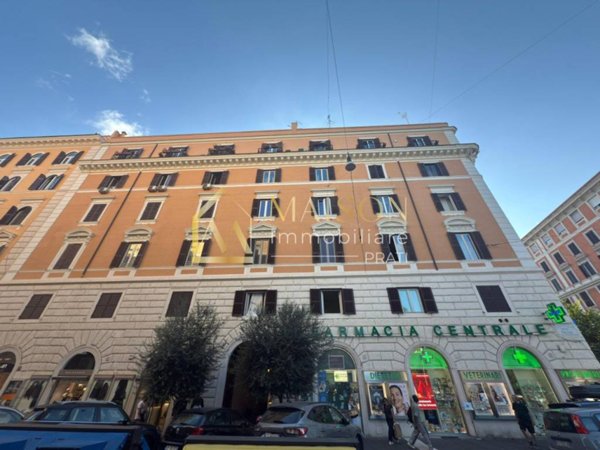 locale commerciale in affitto a Roma