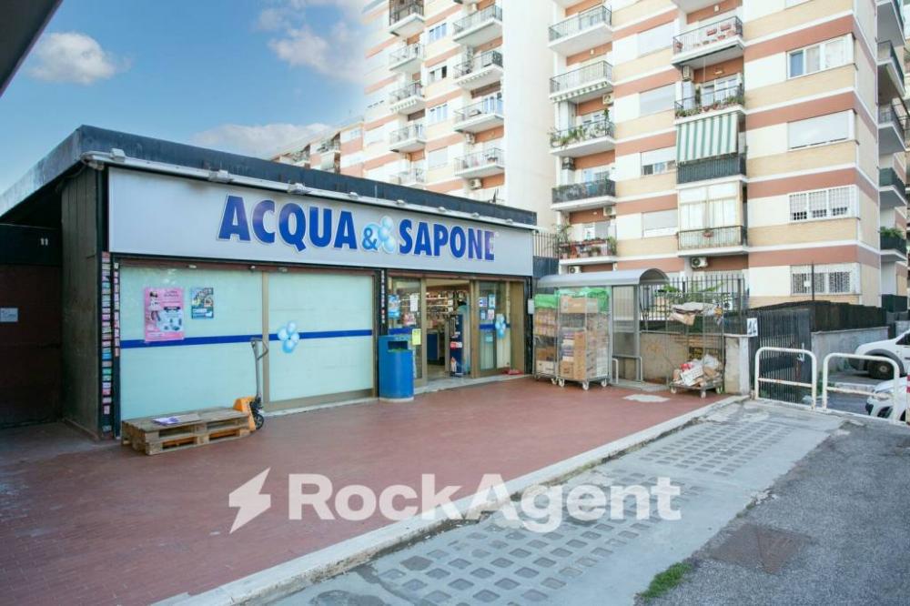 negozio in affitto a Roma in zona Pietralata