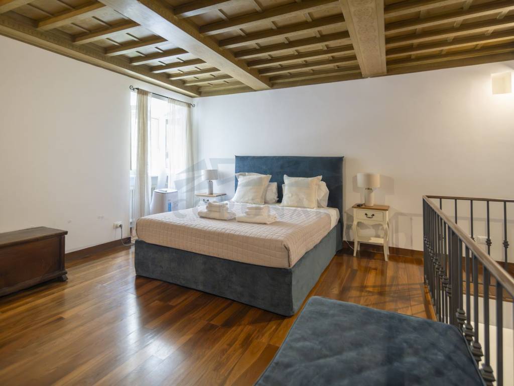 appartamento in affitto a Roma in zona Rione Regola