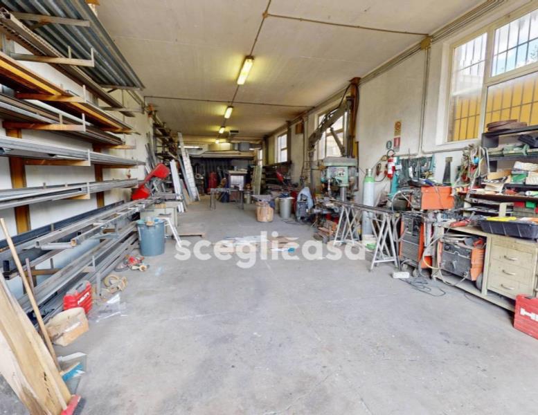 negozio in affitto a Roma