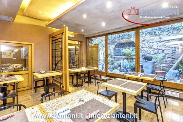 locale commerciale in affitto a Roma in zona Campo Marzio