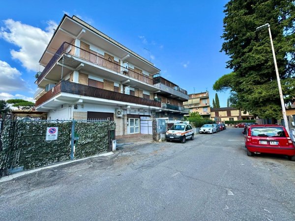 appartamento in affitto a Roma in zona Osteria del Curato