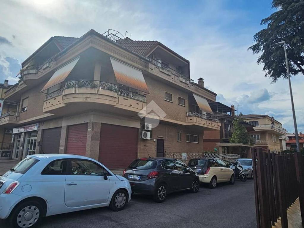 ufficio in affitto a Roma in zona Tor Vergata/Torrenova