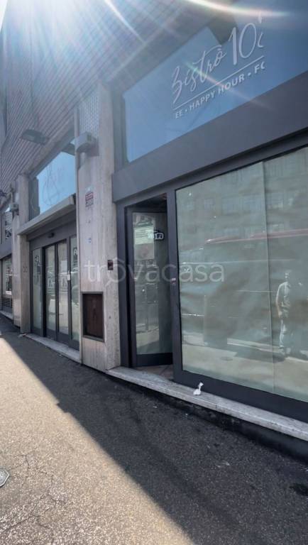 negozio in affitto a Roma