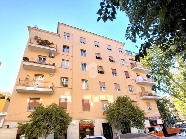 negozio in affitto a Roma in zona Gianicolense