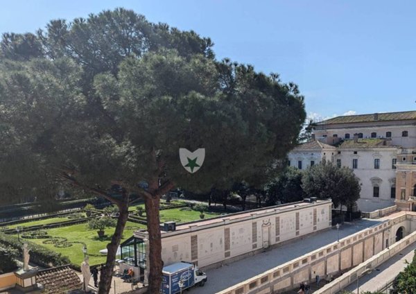 appartamento in affitto a Roma in zona Trevi-Colonna
