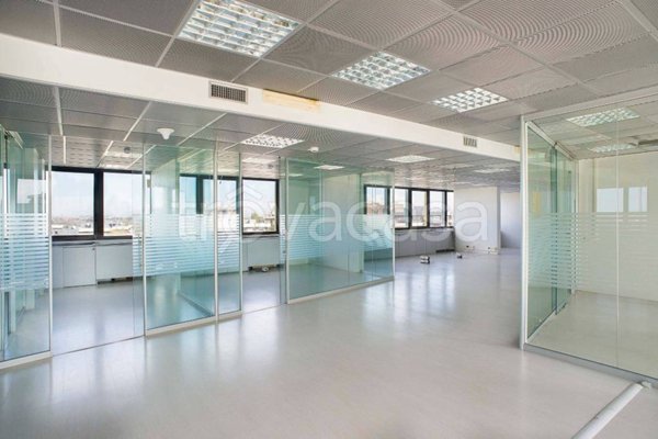 ufficio in affitto a Roma in zona Torrino