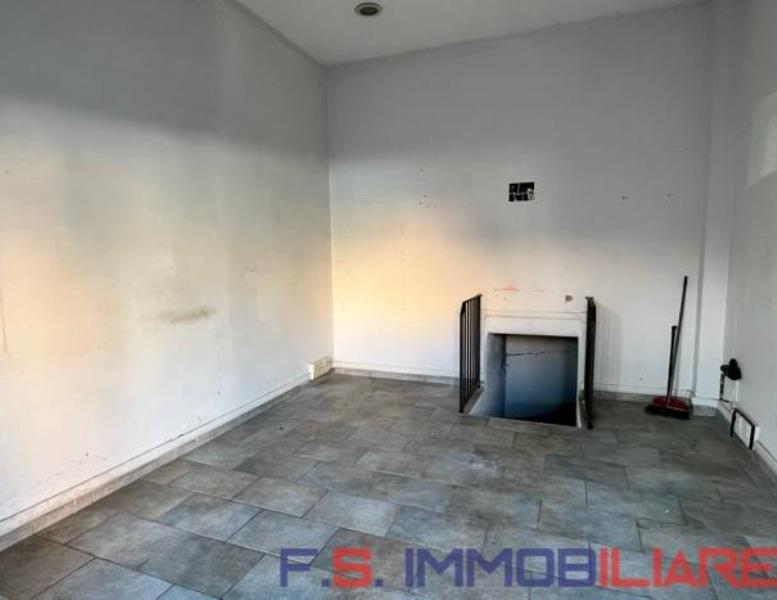 negozio in affitto a Roma in zona Prenestino-Labicano