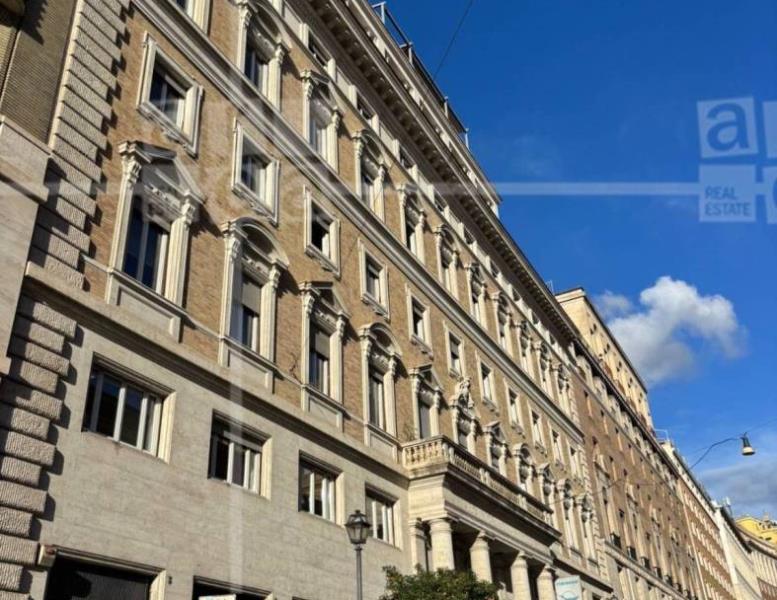 ufficio in affitto a Roma in zona Trevi-Colonna