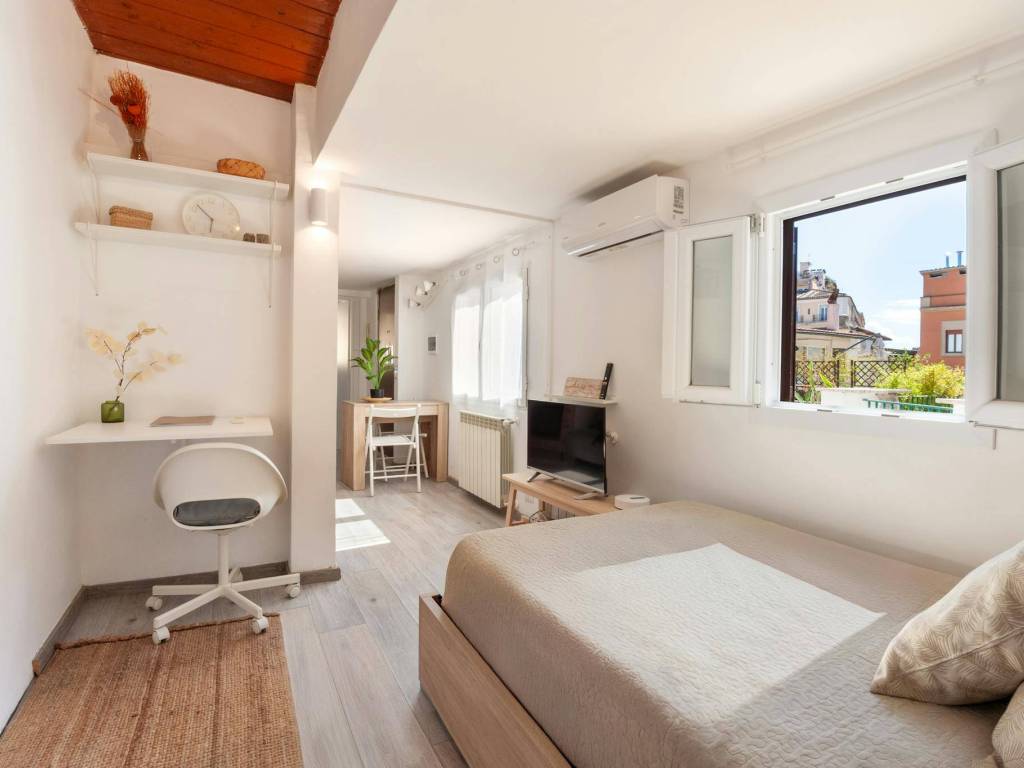 appartamento in affitto a Roma in zona Rione Monti/Campitelli