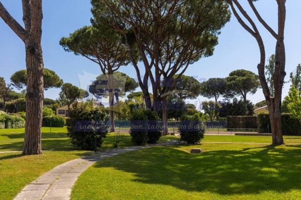 appartamento in affitto a Roma in zona Casal Palocco