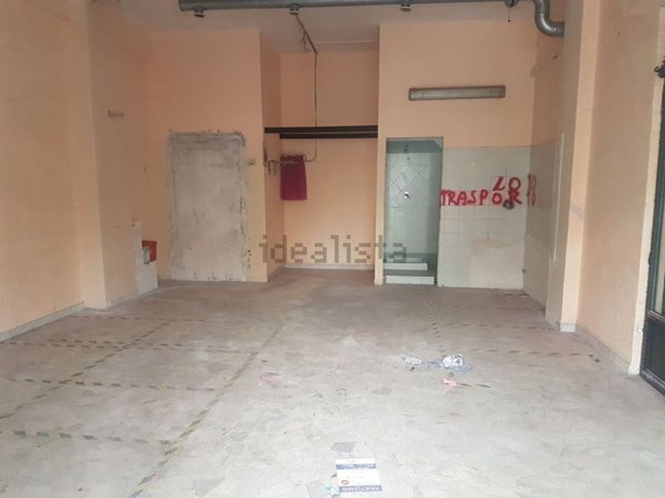negozio in affitto a Roma in zona Ostia