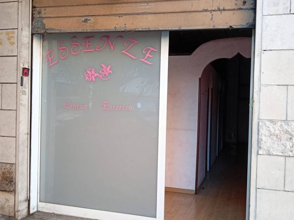 locale commerciale in affitto a Roma in zona Gianicolense