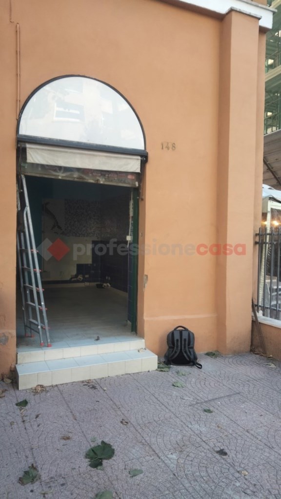 negozio in affitto a Roma in zona Rione Prati