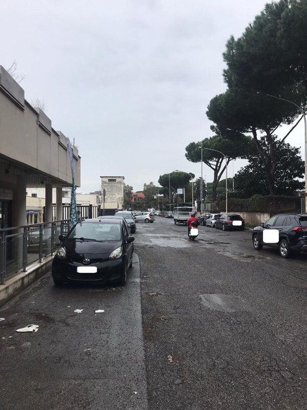 locale commerciale in affitto a Roma in zona Torre Maura