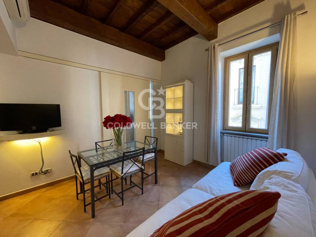 appartamento in affitto a Roma in zona Parione/Sant'Eustachio