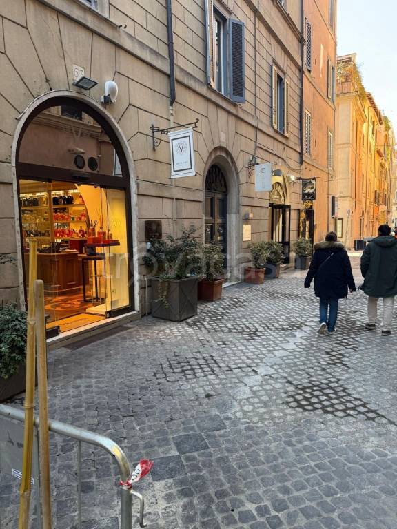 negozio in affitto a Roma in zona Campo Marzio
