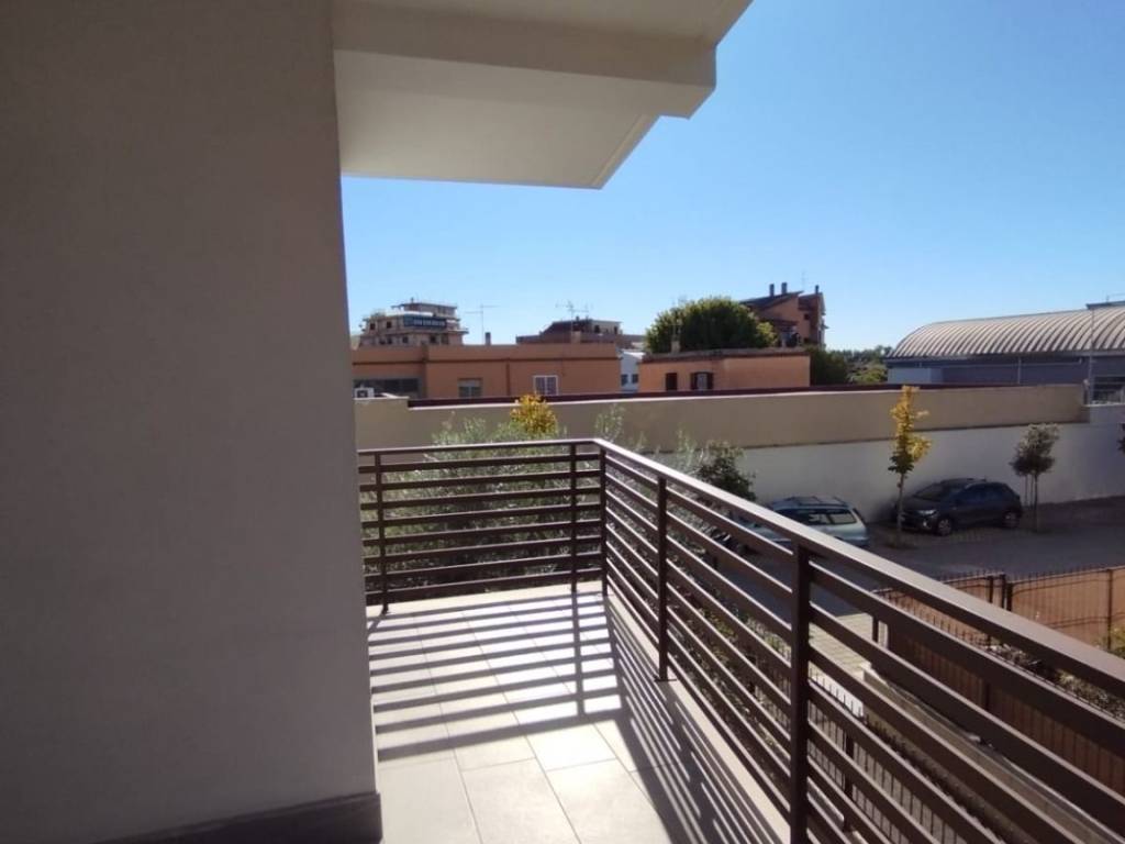 appartamento in affitto a Roma in zona Torre Angela