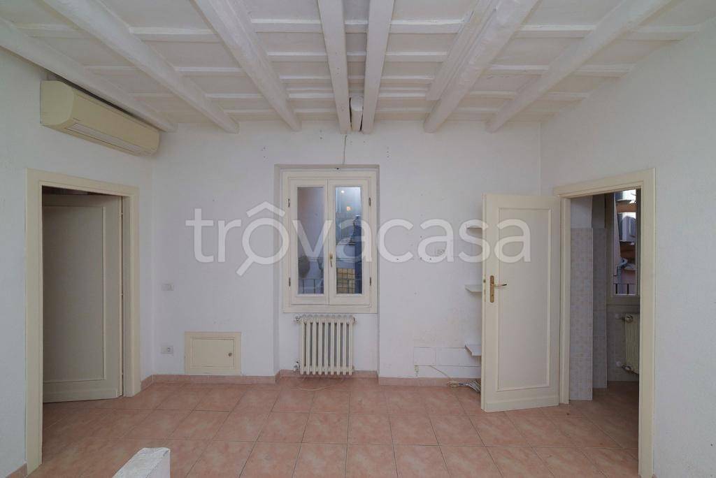 appartamento in affitto a Roma in zona Parione/Sant'Eustachio