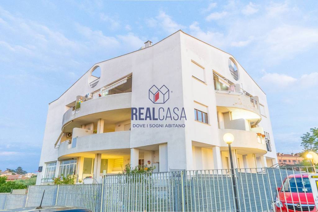 appartamento in affitto a Roma in zona Tor Bella Monaca