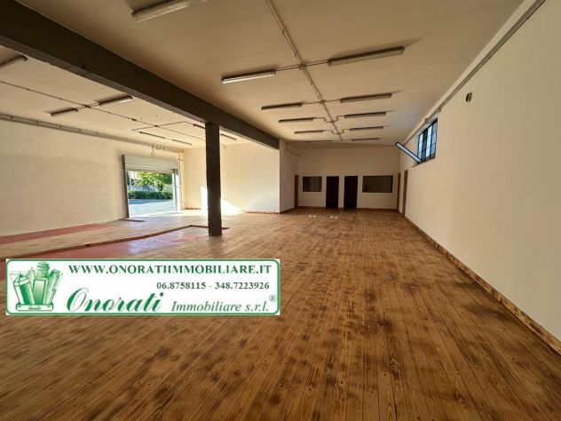 locale commerciale in affitto a Roma in zona Collatino