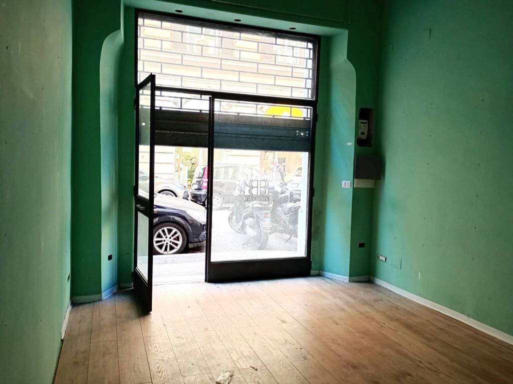 negozio in affitto a Roma in zona Rione Prati