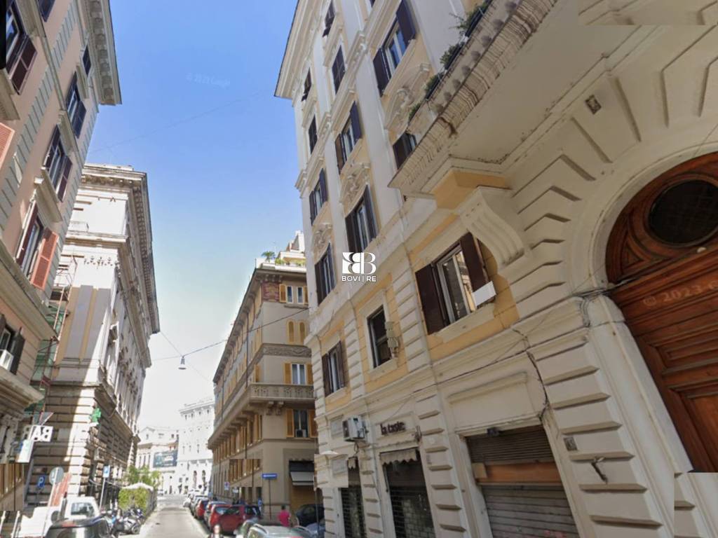 negozio in affitto a Roma in zona Rione Prati